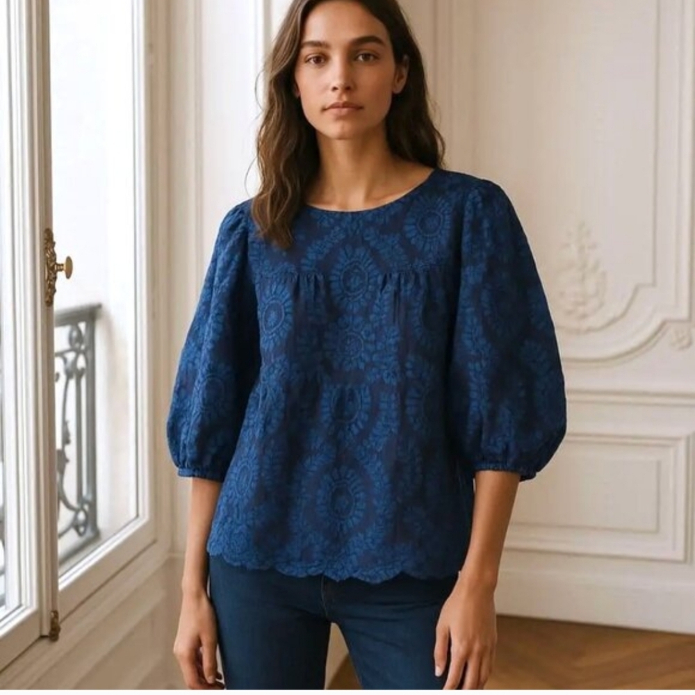 Ivy Jane Embroidered Blouse Medium